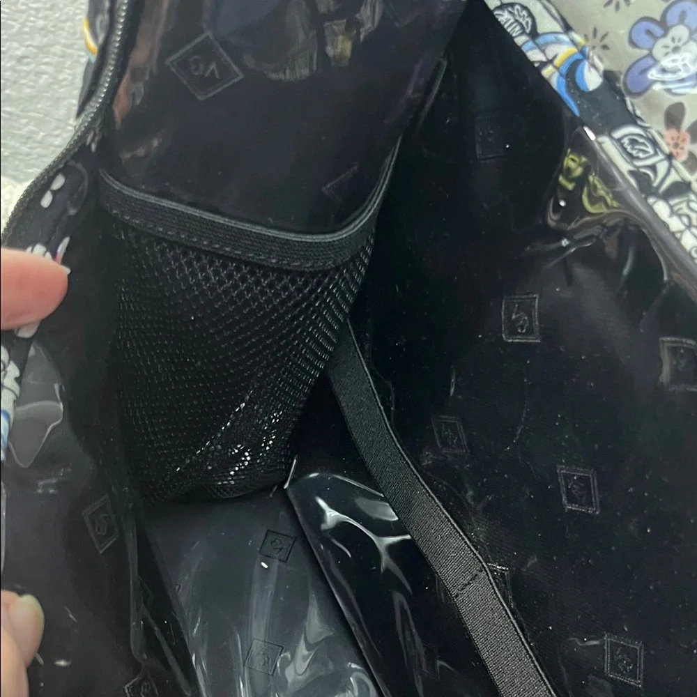 NWOT  Vera Bradley Iconic Grand Hanging Organizer